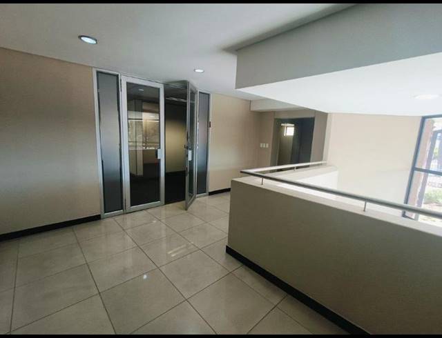 BUSINESS PROPERTY TO RENT IN RANDJESPARK